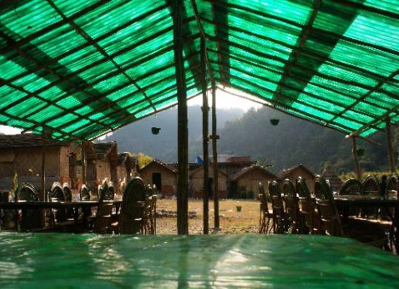 רישיקש Elephant Brook Resort מראה חיצוני תמונה